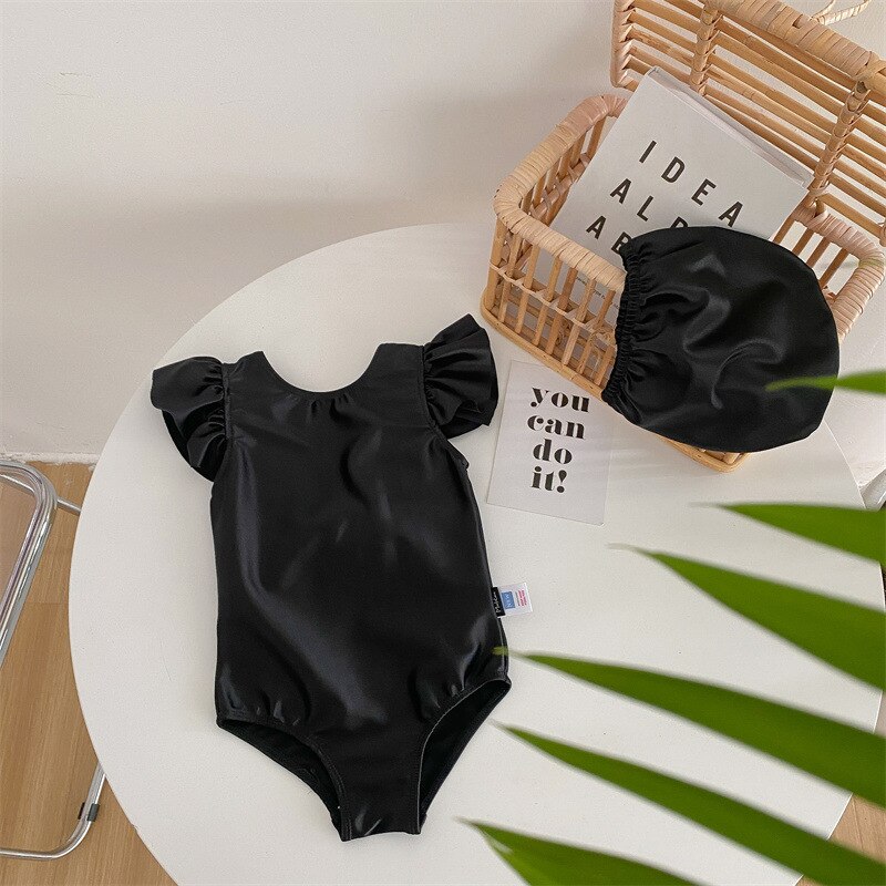 -キッズ 水着 ワンピース ブラック バックリボン フリル 帽子 セット スイムウェア【mh0001891】 - mamahalo shop - ベビー用水着 -  べビー服 - 子供服 - 男の子 - 女の子