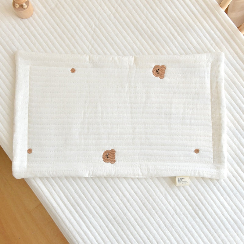 -ベビー キッズ キルティング 刺繍 フラット ピロー 枕 - mamahalo shop - ベビー寝具 -  べビー服 - 子供服 - 男の子 - 女の子