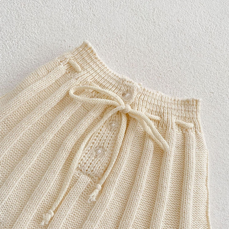 -ベビー ニット セットアップ フラワー 刺繍 フリル セーター ショートパンツ ブルマ - mamahalo shop - 長袖セットアップ -  べビー服 - 子供服 - 男の子 - 女の子