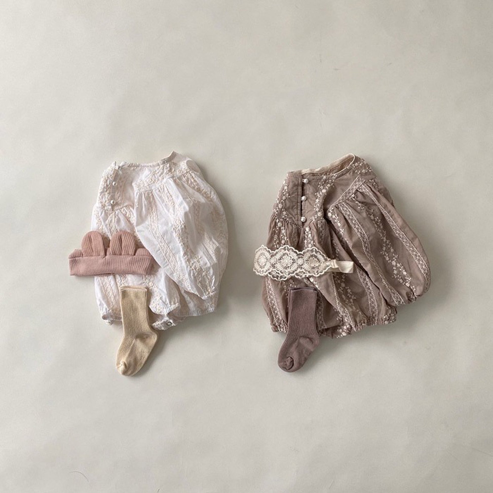 -ベビー フラワー 刺繍 長袖 ロンパース - mamahalo shop - 長袖ロンパース -  べビー服 - 子供服 - 男の子 - 女の子