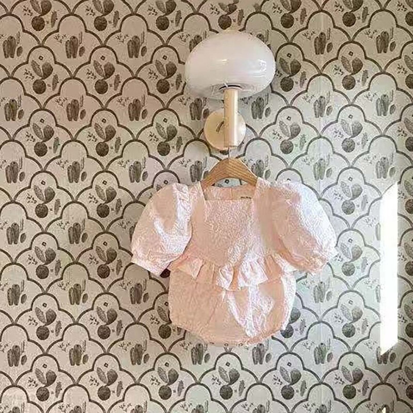 -ベビー 刺繍 レース パフスリーブ 半袖 ロンパース ドレス【mh0000752】 - mamahalo shop - 長袖ロンパース -  べビー服 - 子供服 - 男の子 - 女の子