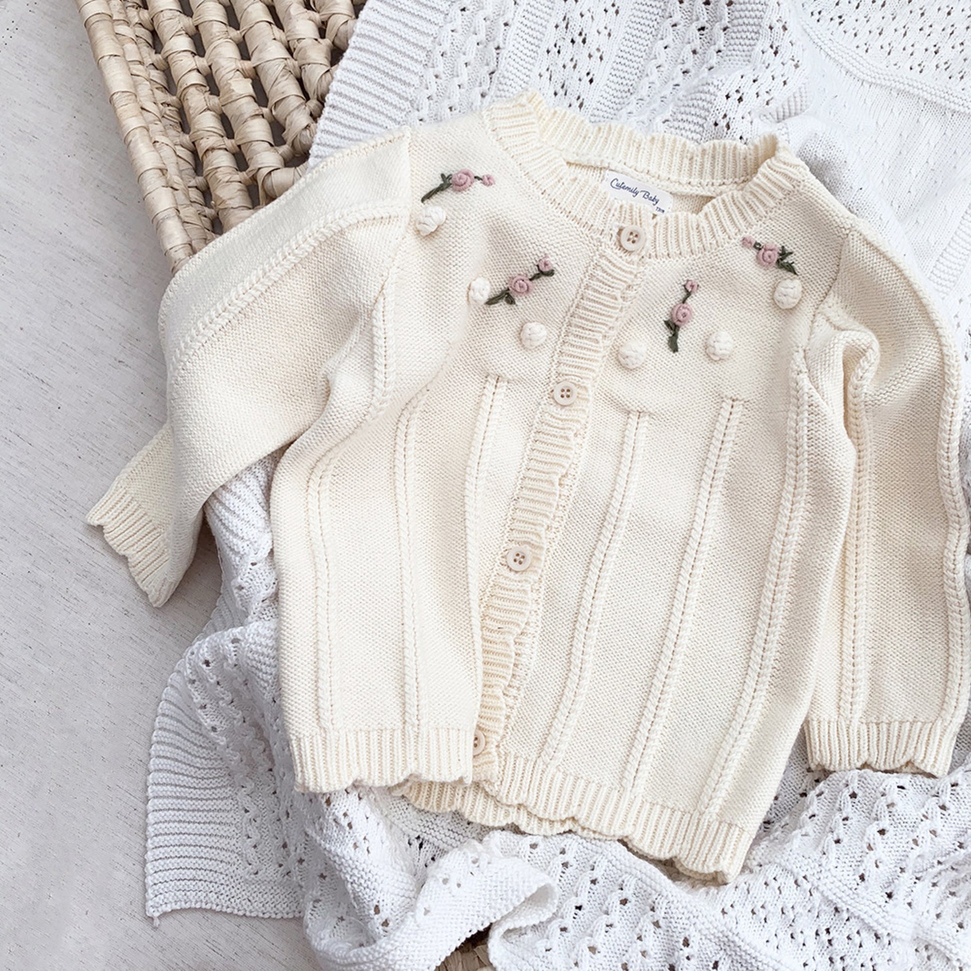 -ベビー キッズ ニット フラワー 刺繍 カーディガン【mh0000248】 - mamahalo shop - カーディガン・パーカー -  べビー服 - 子供服 - 男の子 - 女の子