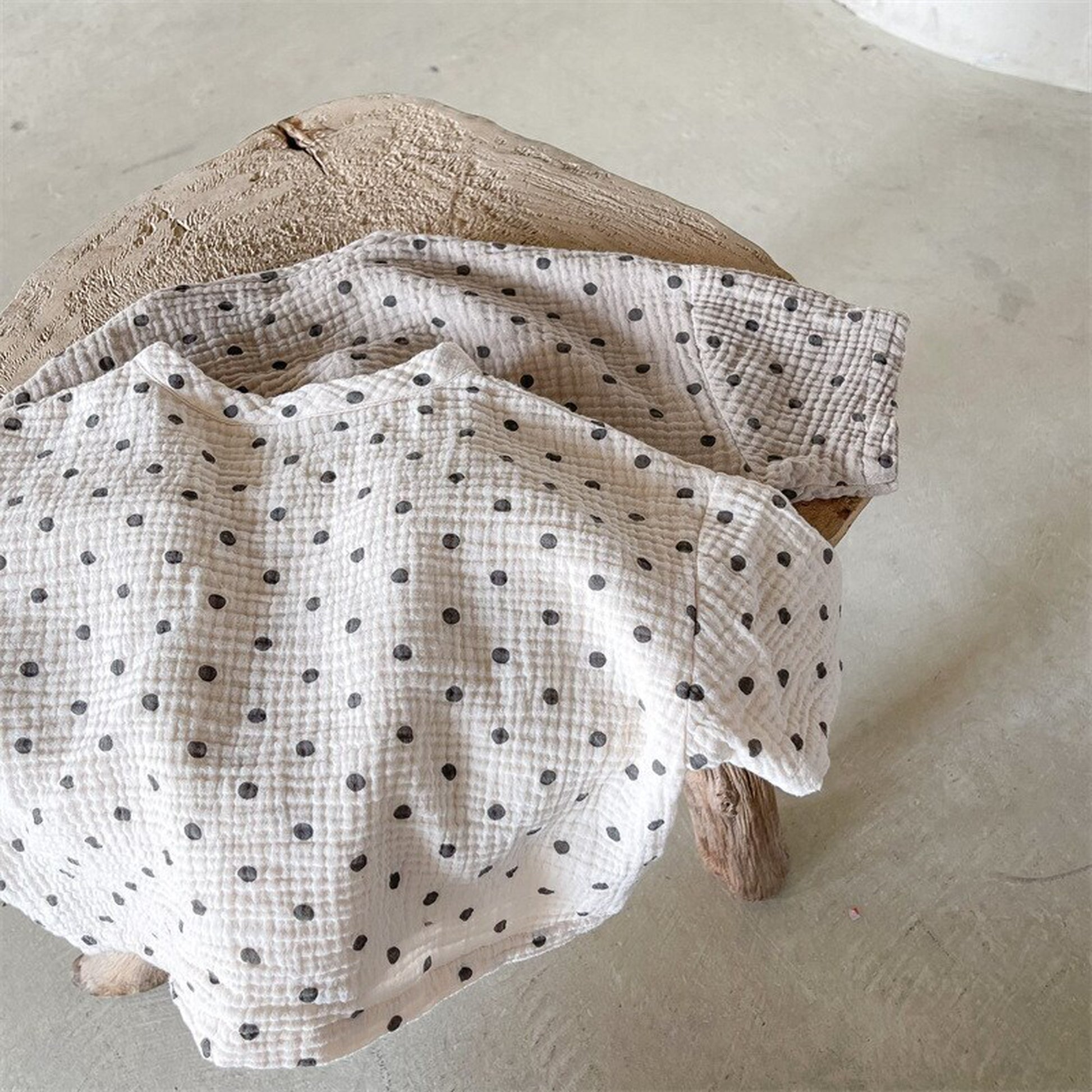 -キッズ みずたま ノーカラー 半袖 シャツ ブラウス トップス - mamahalo shop - 半袖シャツ・ブラウス -  べビー服 - 子供服 - 男の子 - 女の子