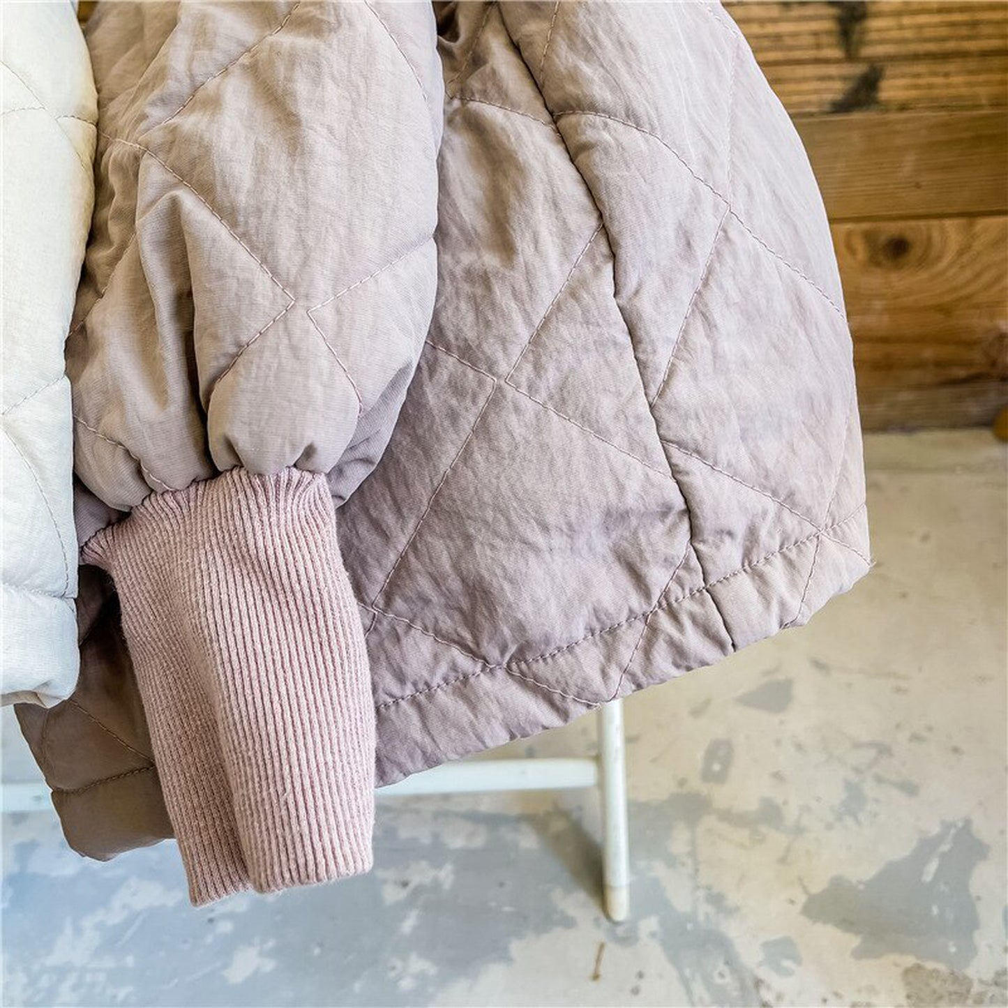 -キッズ キルティング ハイネック スウェット トレーナー【mh0000280】 - mamahalo shop - トレーナー・フーディ -  べビー服 - 子供服 - 男の子 - 女の子