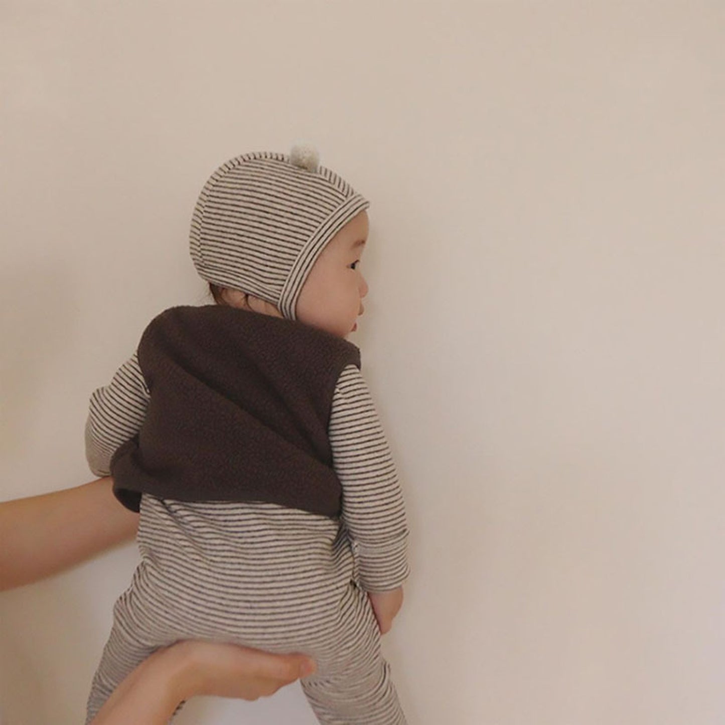-ベビー ボーダー 足つき ロンパース ぽんぽん帽子 セット【mh0000050】 - mamahalo shop - 長袖ロンパース -  べビー服 - 子供服 - 男の子 - 女の子