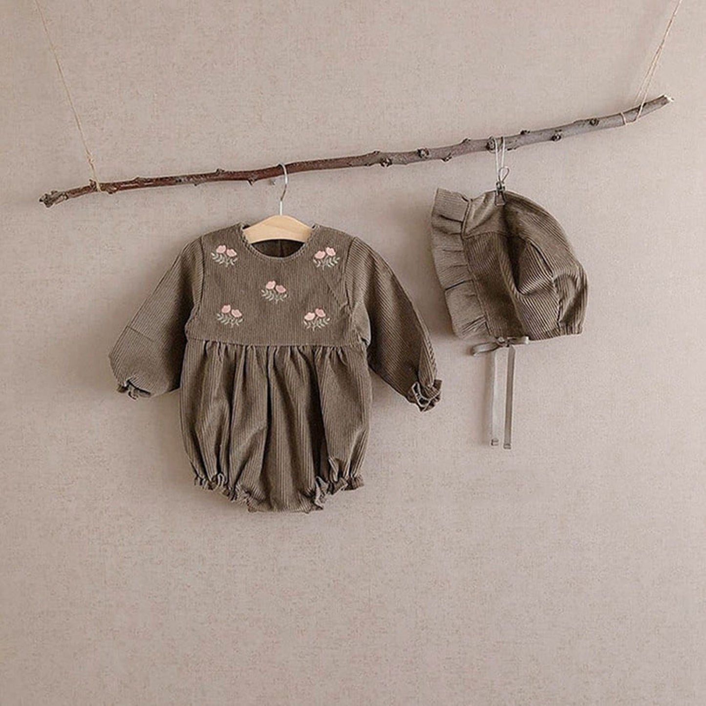 -ベビー フラワー 刺繍 ロンパース 帽子 ボンネット【mh0000082】 - mamahalo shop - 長袖ロンパース -  べビー服 - 子供服 - 男の子 - 女の子