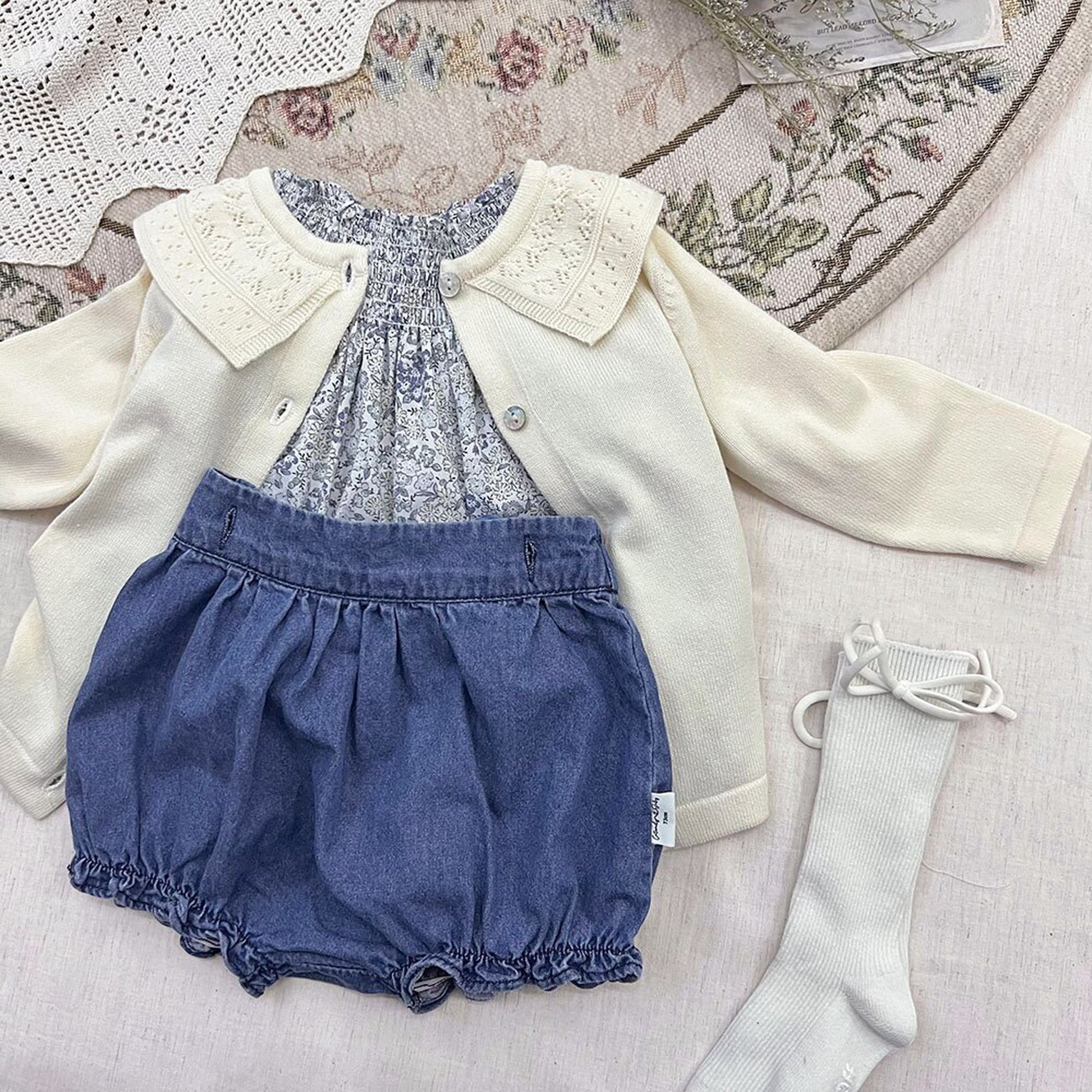 -ベビー キッズ フラワー シャーリング ボトルネック ブラウス トップス - mamahalo shop - 長袖シャツ・ブラウス -  べビー服 - 子供服 - 男の子 - 女の子