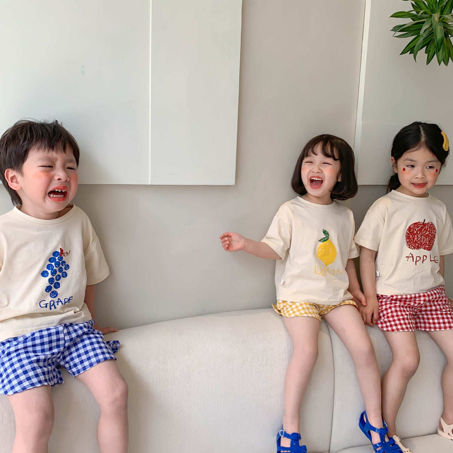 -キッズ フルーツ セットアップ Tシャツ チェック パンツ 48902210 - mamahalo shop - 半袖セットアップ -  べビー服 - 子供服 - 男の子 - 女の子