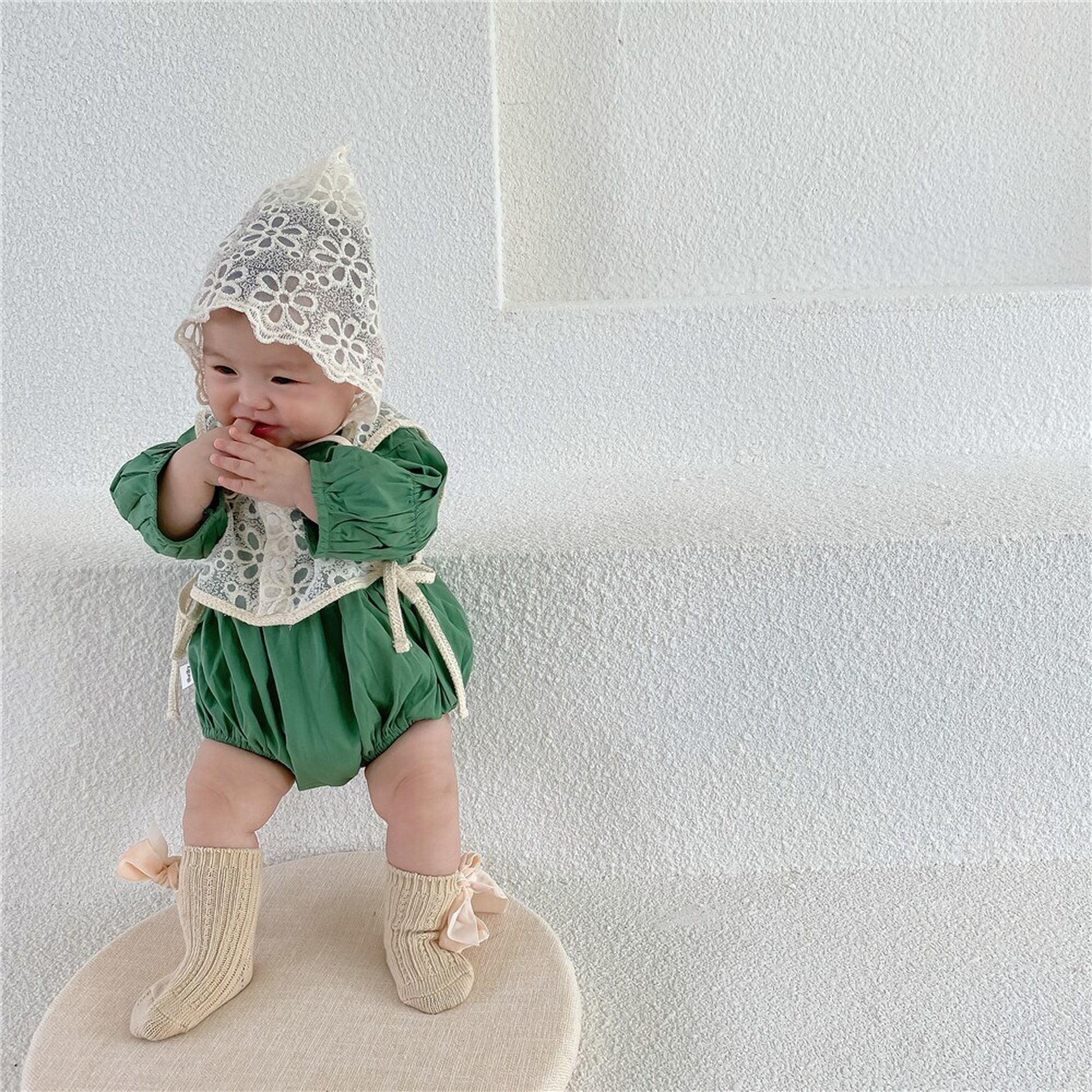 -ベビー 長袖 ロンパース フラワー レース ボレロ ベスト ボンネット - mamahalo shop - 長袖ロンパース -  べビー服 - 子供服 - 男の子 - 女の子