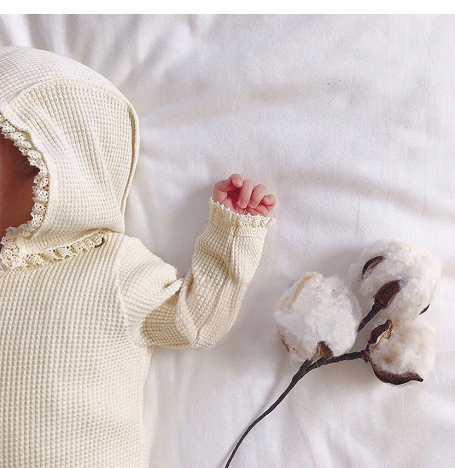 -ベビーロンパース ボンネットセット レース縁取り 長袖ロンパース 帽子セット 3カラー【mh0000388】 - mamahalo shop - 長袖ロンパース -  べビー服 - 子供服 - 男の子 - 女の子