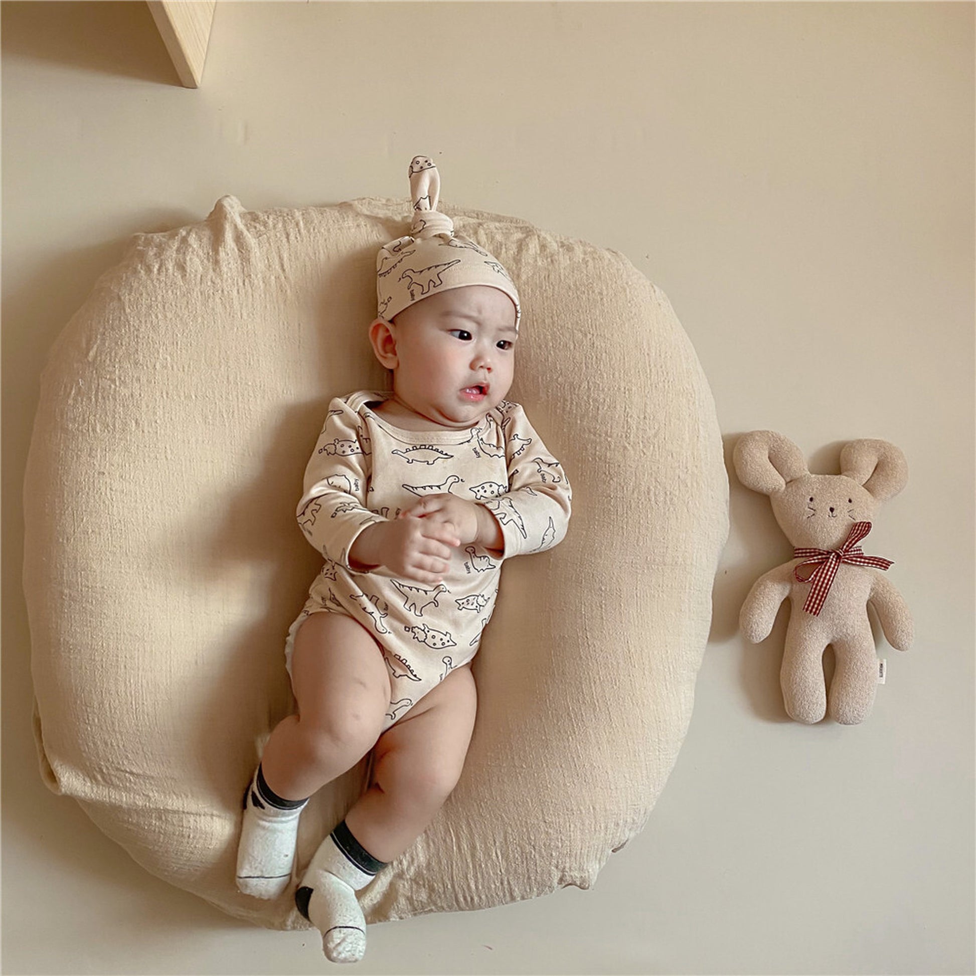 -ベビー 恐竜 ダイナソー セットアップ ロンパース 帽子 トップス パンツ【mh0000227】 - mamahalo shop - ロンパースセットアップ -  べビー服 - 子供服 - 男の子 - 女の子