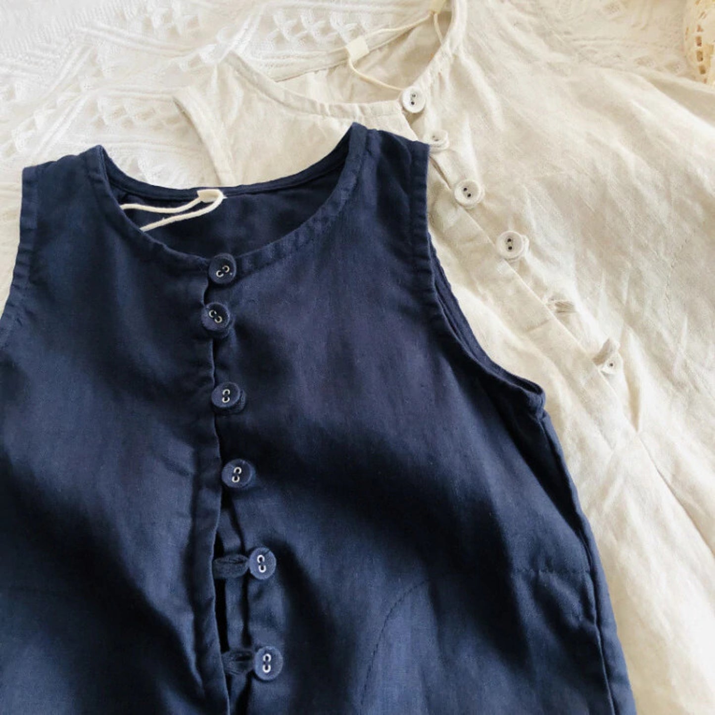 -キッズ コットンリネン ノースリーブ ジャンプスーツ【mh0000515】 - mamahalo shop - ノースリーブジャンプスーツ -  べビー服 - 子供服 - 男の子 - 女の子