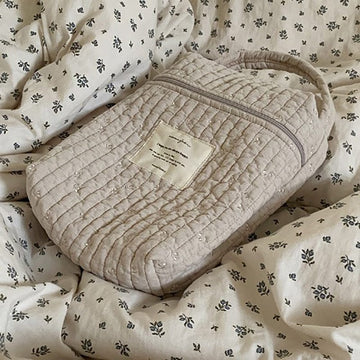おむつポーチ キルティング ベビー 刺繍 ハンドル ポーチ おむつポーチ 哺乳瓶 ママバッグ カーキ チェリー