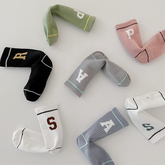 ベビー用靴下・タイツ ベビー キッズ アルファベット ソックス 靴下 4足セット【mh0000565】