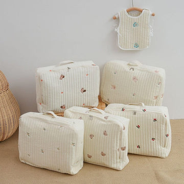 おむつポーチ キルティング 刺繍 おむつポーチ ママバッグ 鞄 くま ベア オリーブ チューリップ チェリー りす【mh0001464】