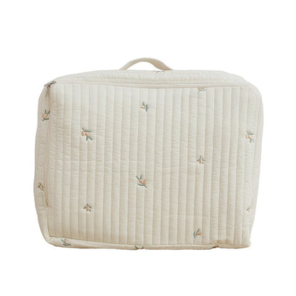 おむつポーチ olives S キルティング 刺繍 おむつポーチ ママバッグ 鞄 くま ベア オリーブ チューリップ チェリー りす【mh0001464】