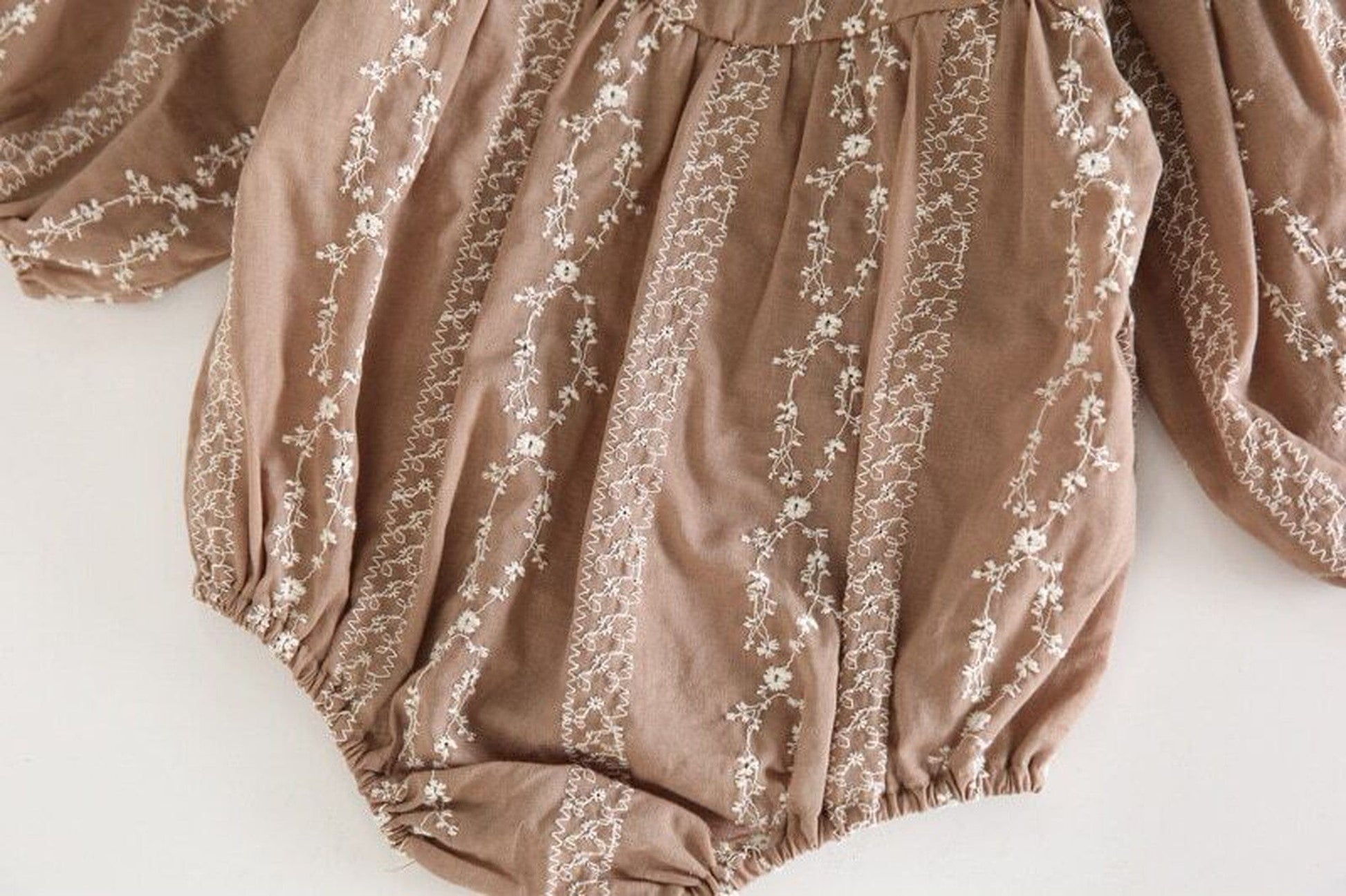 長袖ロンパース ベビー 刺繍 フラワー パール レース 長袖ロンパース【mh0000207】