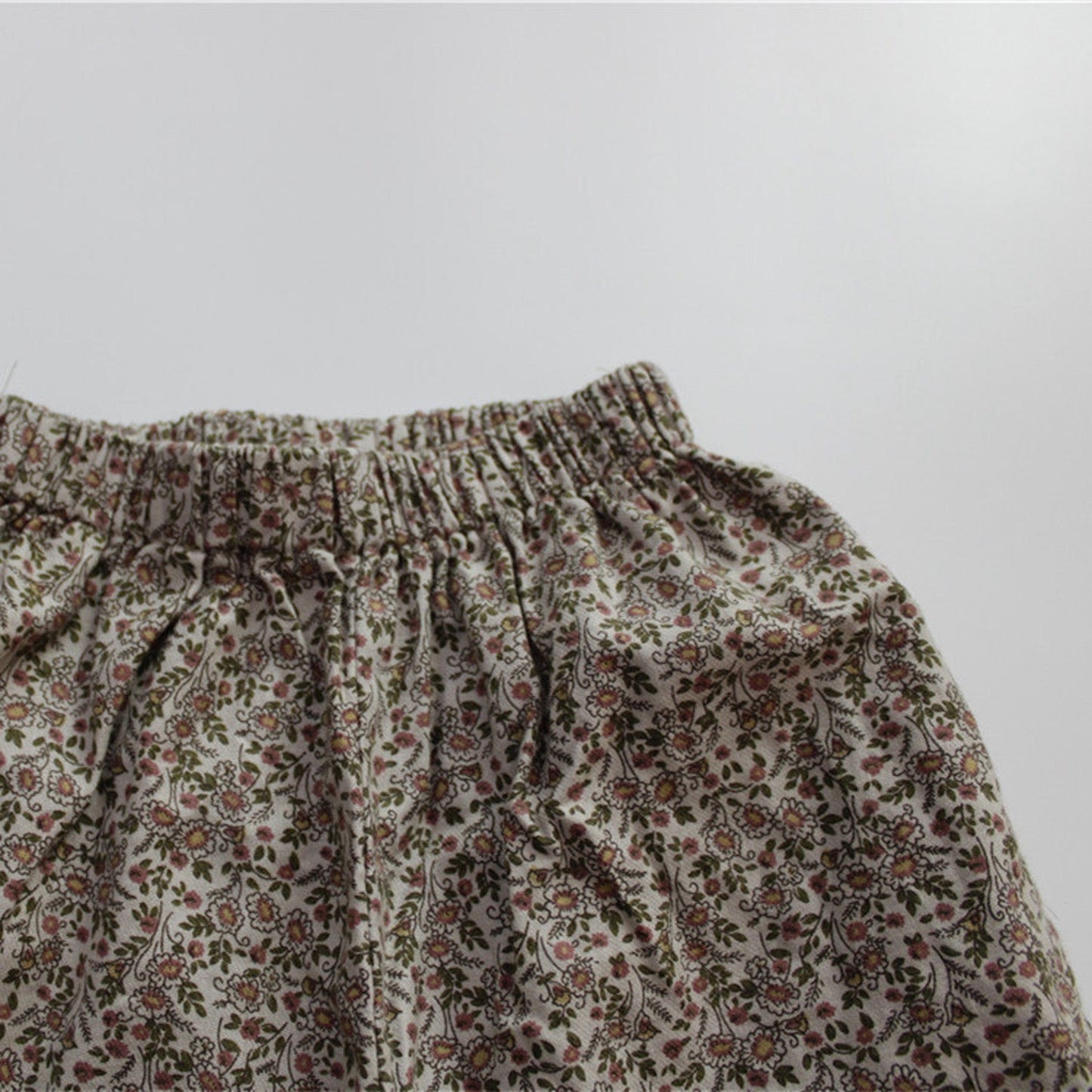 ロングパンツ・スウェットパンツ キッズ フラワー パンツ【mh0000500】