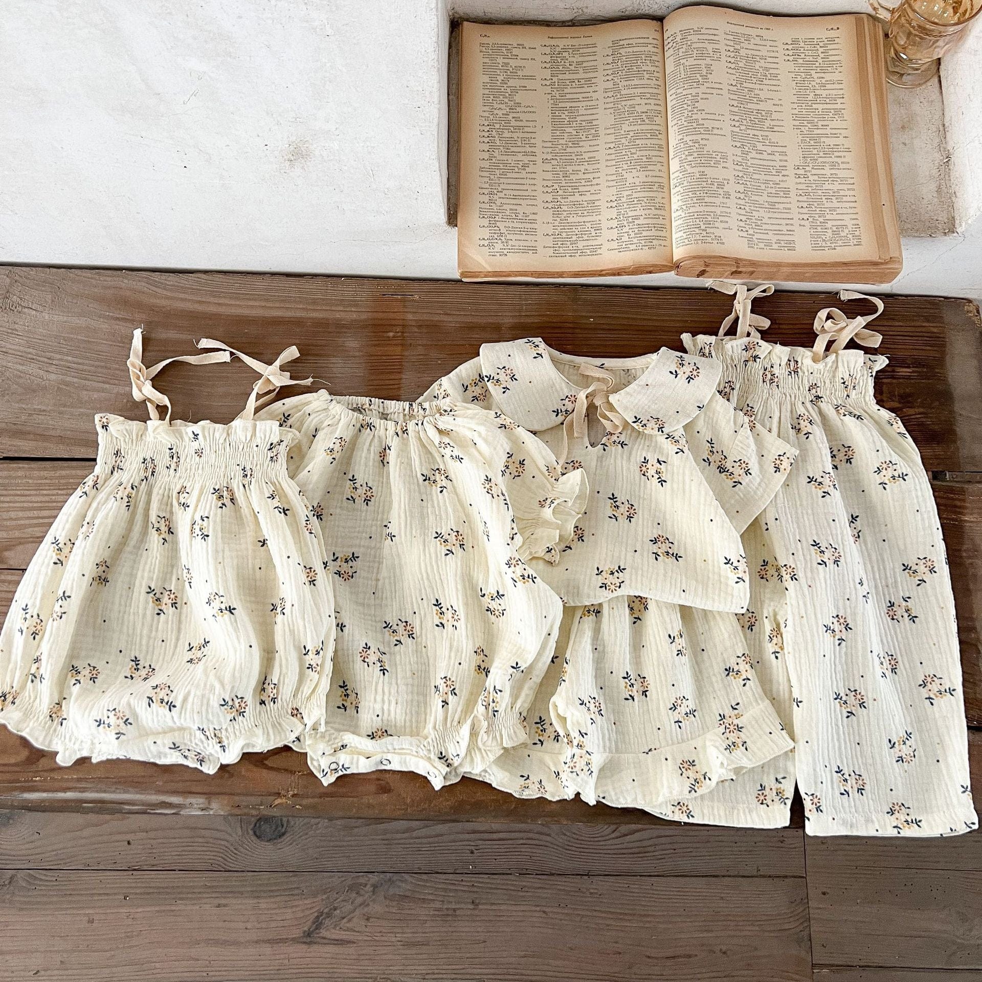 半袖ロンパース ベビー フラワー ナチュラル キャミソール ワンピース ロンパース 半袖 セットアップ【mh0001767】