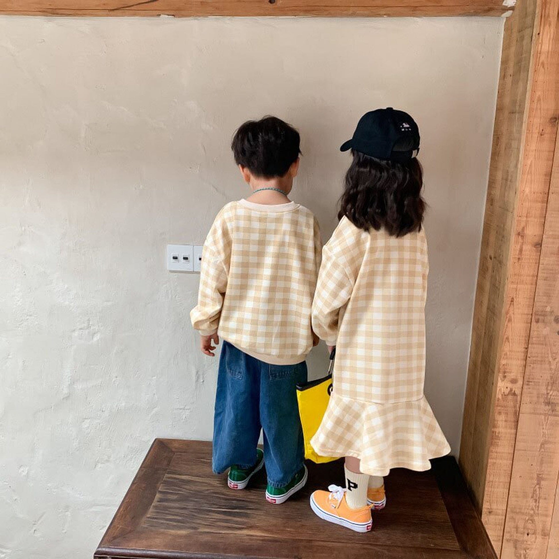 長袖ワンピース キッズトップス ワンピース チェック 長袖Tシャツ 長袖フレアワンピース リンクコーデ 兄弟姉妹 お揃いコーデ ピンク/ベージュ/2カラー【mh0000062】