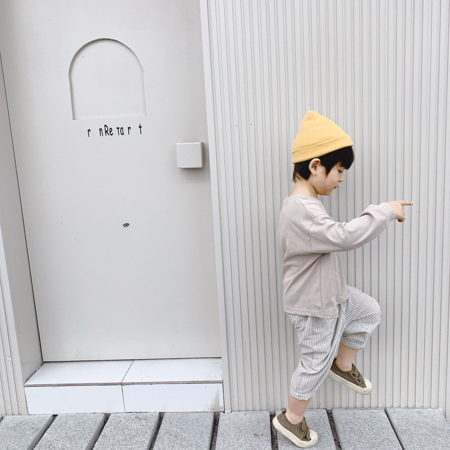 -キッズ ストライプ ハーレムパンツ【mh0000017】 - mamahalo shop - ロングパンツ・スウェットパンツ -  べビー服 - 子供服 - 男の子 - 女の子