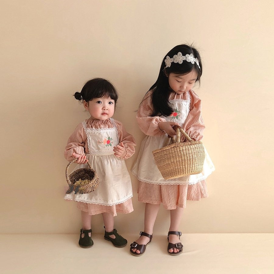 -ベビーキッズ フラワー 刺繍 エプロン ワンピース ロンパース【mh0000064】 - mamahalo shop - 長袖ロンパース -  べビー服 - 子供服 - 男の子 - 女の子