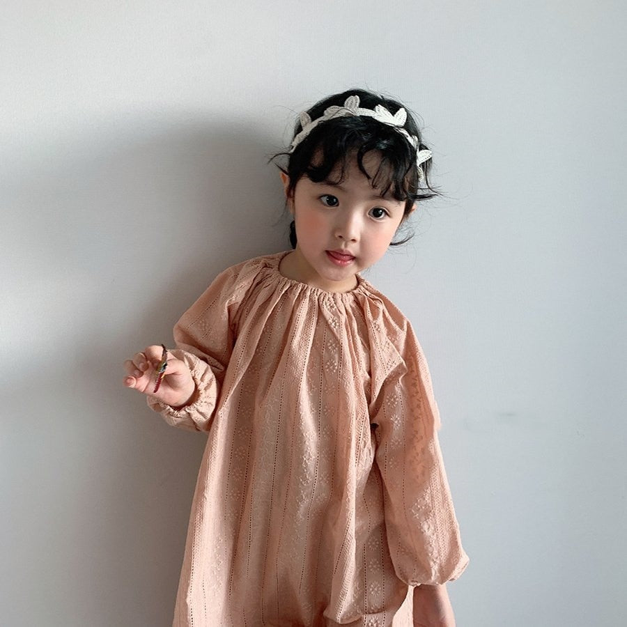 -ベビーキッズ フラワー 刺繍 エプロン ワンピース ロンパース【mh0000064】 - mamahalo shop - 長袖ロンパース -  べビー服 - 子供服 - 男の子 - 女の子