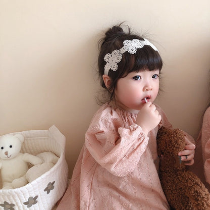 -ベビーキッズ フラワー 刺繍 エプロン ワンピース ロンパース【mh0000064】 - mamahalo shop - 長袖ロンパース -  べビー服 - 子供服 - 男の子 - 女の子