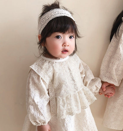 -ベビーキッズ フラワー 刺繍 エプロン ワンピース ロンパース【mh0000064】 - mamahalo shop - 長袖ロンパース -  べビー服 - 子供服 - 男の子 - 女の子