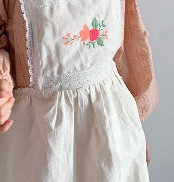 -ベビーキッズ フラワー 刺繍 エプロン ワンピース ロンパース【mh0000064】 - mamahalo shop - 長袖ロンパース -  べビー服 - 子供服 - 男の子 - 女の子