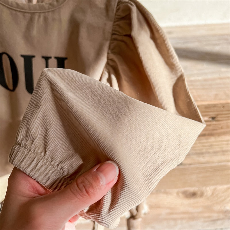 -キッズ コーデュロイ レター ロゴ パフスリーブ 長袖ブラウス トップス - mamahalo shop - 長袖シャツ・ブラウス -  べビー服 - 子供服 - 男の子 - 女の子