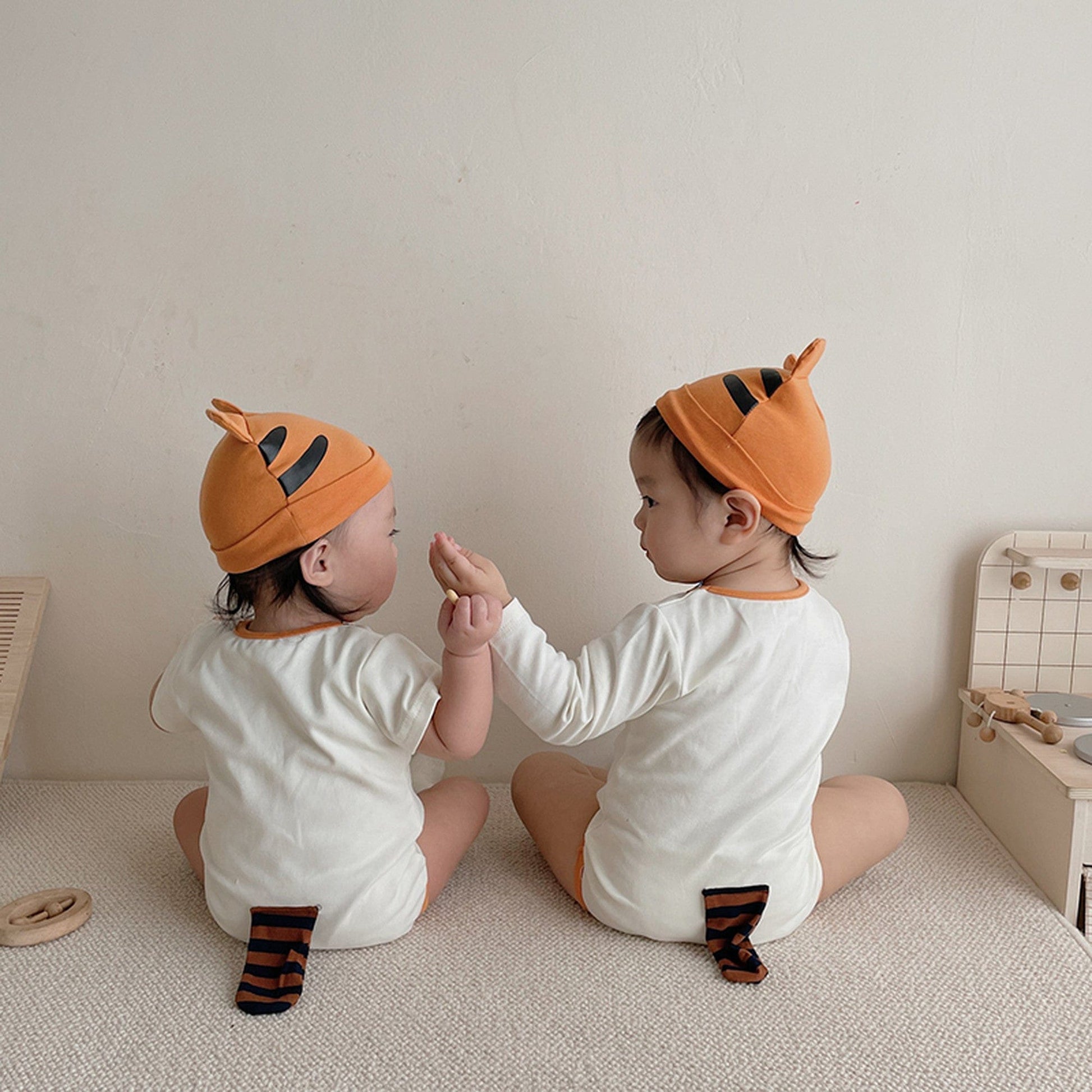 半袖ロンパース ベビー タイガー 虎 長袖 半袖 しっぽ付き ロンパース【mh0000711】