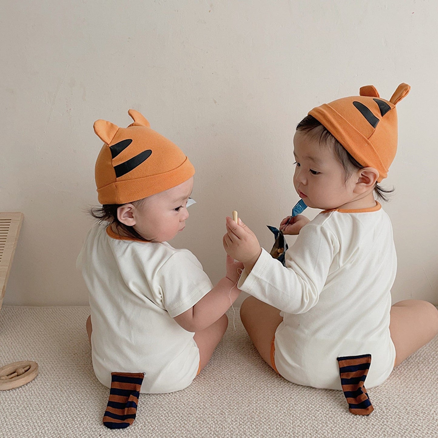半袖ロンパース ベビー タイガー 虎 長袖 半袖 しっぽ付き ロンパース【mh0000711】